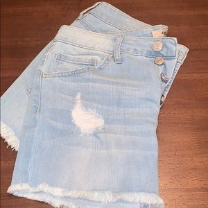 Refuge Jean Shorts